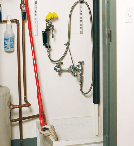 Eyewash Safety is Important for Vancouver Janitorial Cleaners